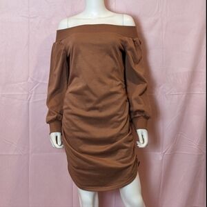 Le Lis Long Sleeve Off Shoulder Ruched Sides Light Brown Mini Dress size Medium